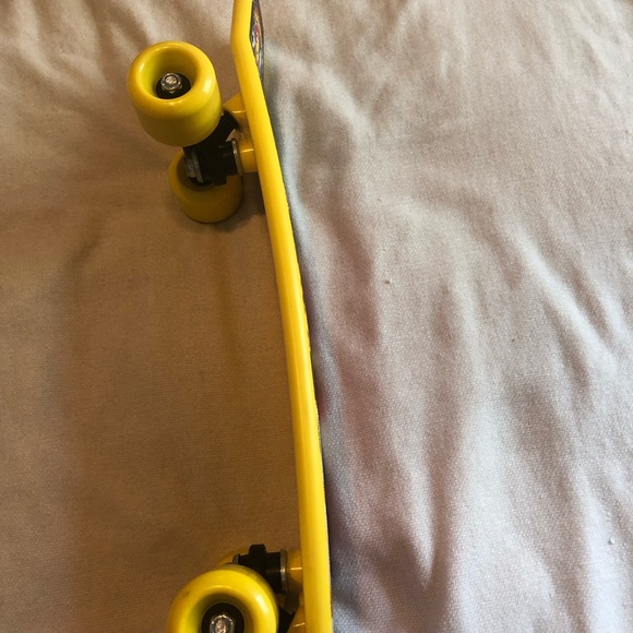 Wet Willy Flame boy skateboard 21” - Picture 3 of 7